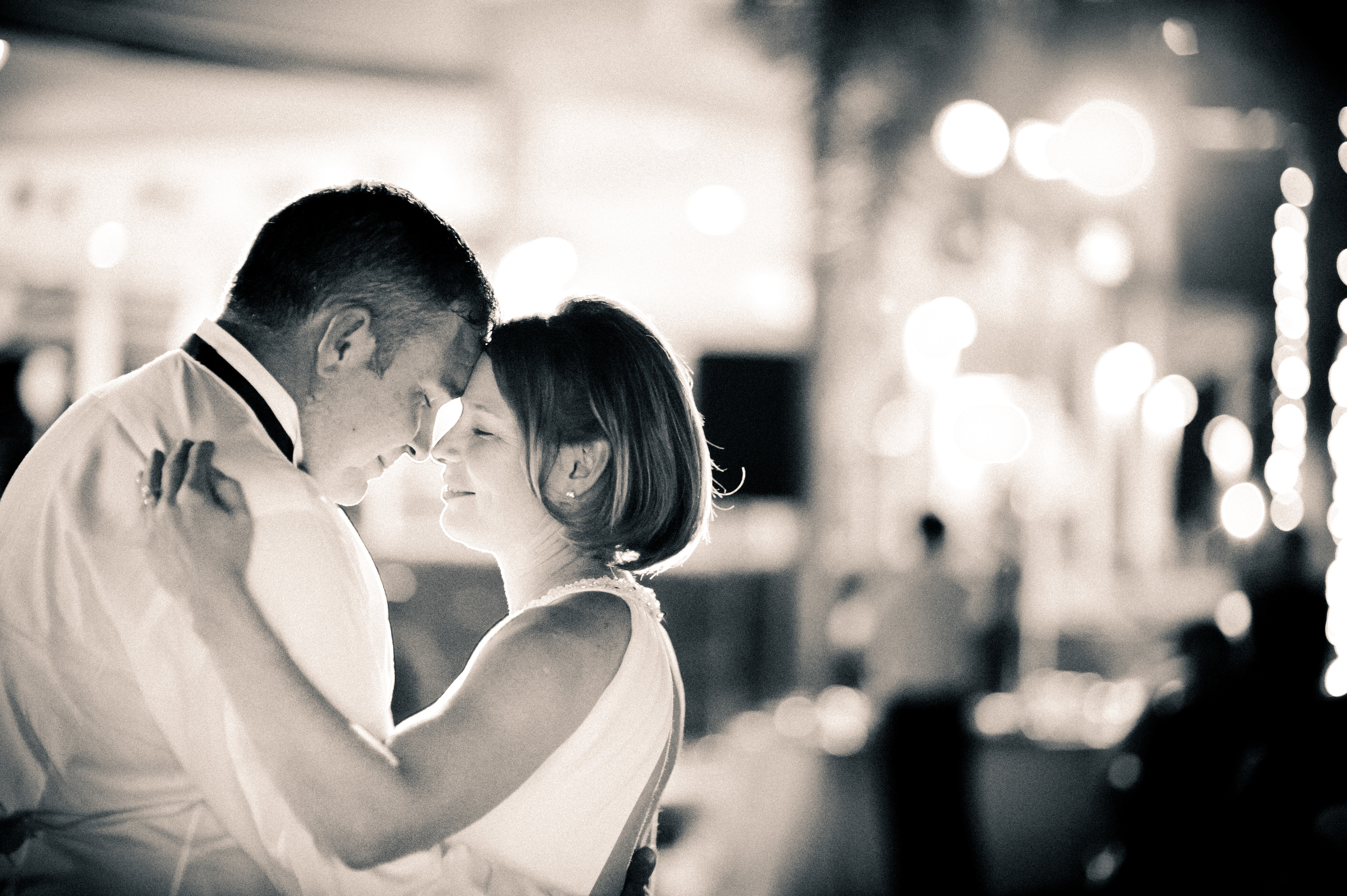 Pattaya Thailand Wedding Photography: Royal Varuna Yacht Club Wedding