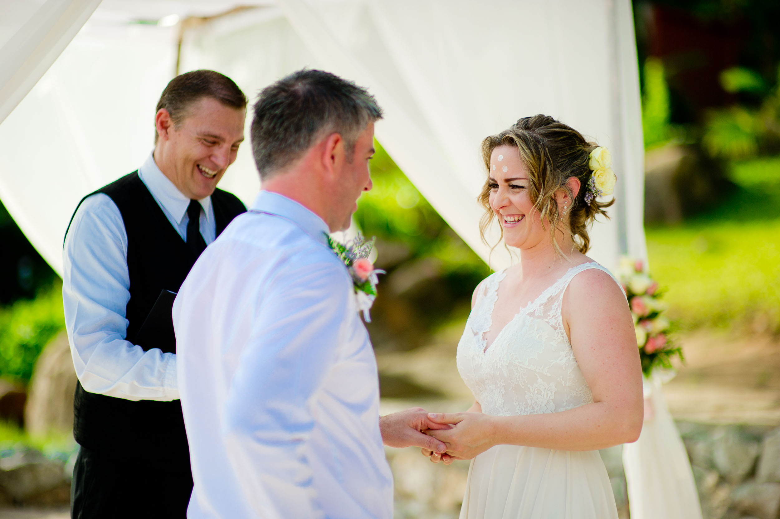 Destination wedding photo taken at Renaissance Koh Samui Resort & Spa in Thailand. NET-Photography | Thailand Documentary Wedding Photographer